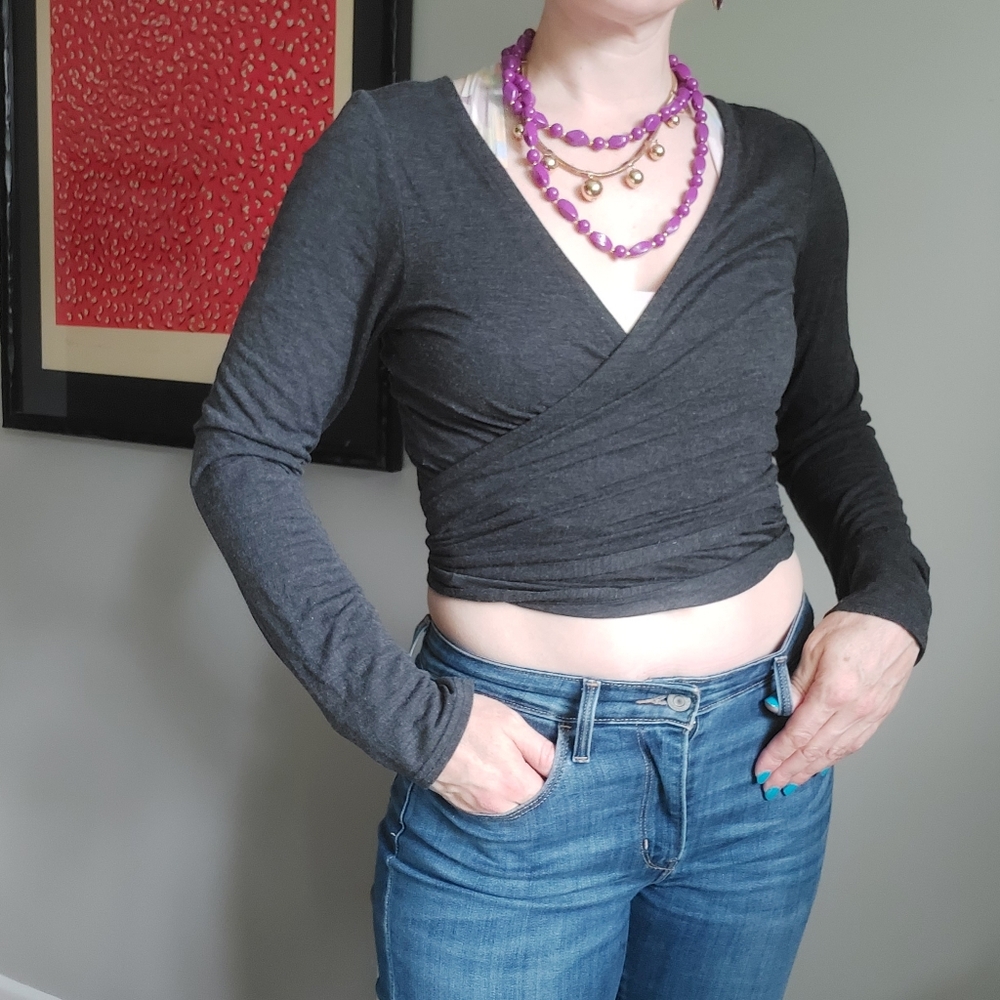 LOLE wrap tie top